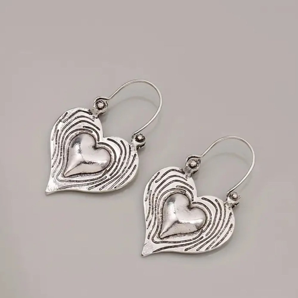 NEW Silver Heart Hoop Earrings